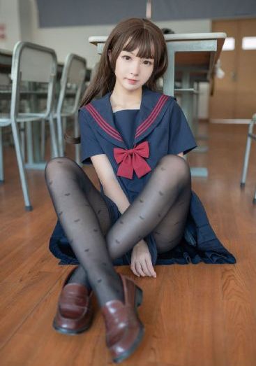 欧美彩妆视频_高清电影在线观看