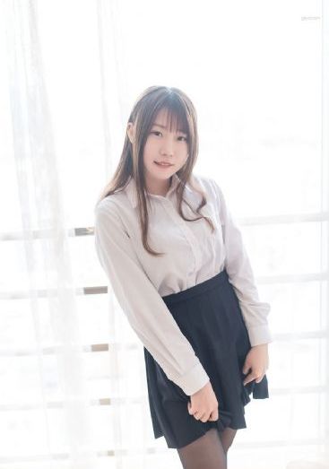 国产僵尸片英叔_影院在线观看